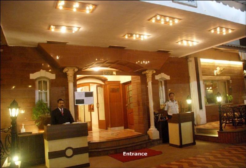 Sea Palace Hotel - Near Gateway Of India Mumbai Exteriör bild